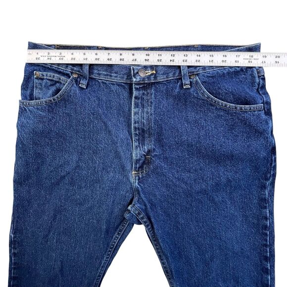 Wrangler Jeans Men’s 38x30 Regular Fit Straight Leg Blue Denim Workwear Western - Picture 9 of 11